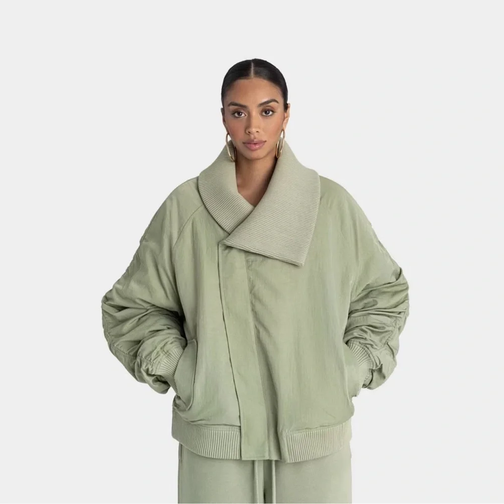 KBB by KAHLANA Women's 'The Shawl Collar Jacket' - Picture 2 of 4